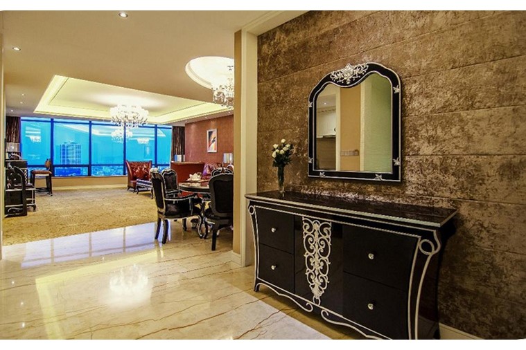 2 Bedrooms Suite Apartment